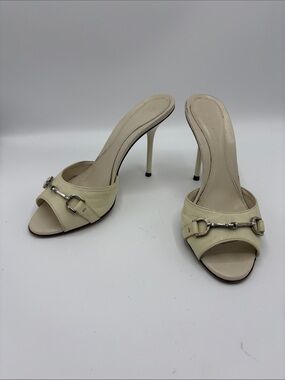 Gucci Cream Open-Toe Stiletto Mule with Silver Bit Detail - Size 36
